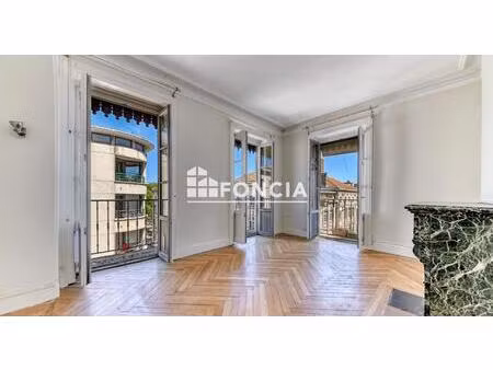 appartement 3 pieces - 340 000 € - lyon 03 prefecture - 69 m2 - balcon