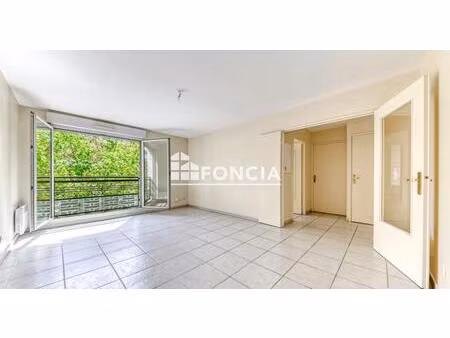 superbe appartement secteur kir hakeim