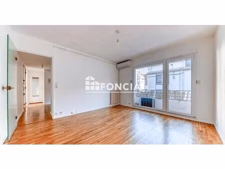 t2 quartier saint louis