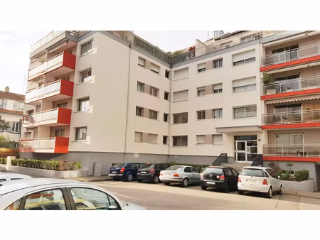 strasbourg neudorf – bel appartement lumineux de 81 44 m² avec 2 parkings