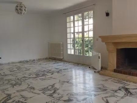 villa plain pied 103 m² hab + garage sur 397 m² de terrain