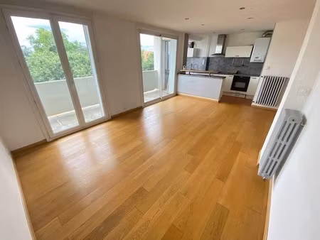 t3 traversant quartier saint michel