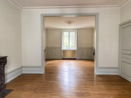 nantes centre ville - maison de caractere 4 chambres avec j