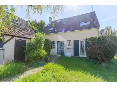 maison d'exception à crespières : harmonie et sérénité au coeur de la nature