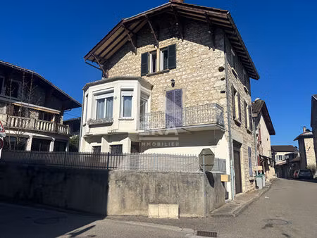 maison 3 chambres 115 m2  jardinet et garage