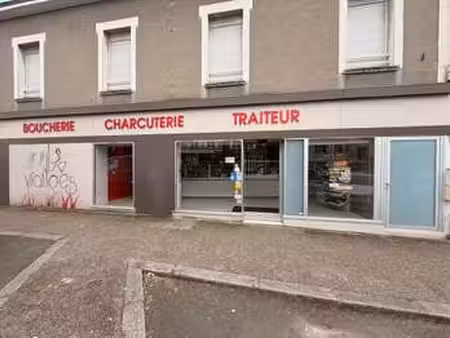 vente bureaux et commerces à ernée (53500) : à vendre / 125m² ernée