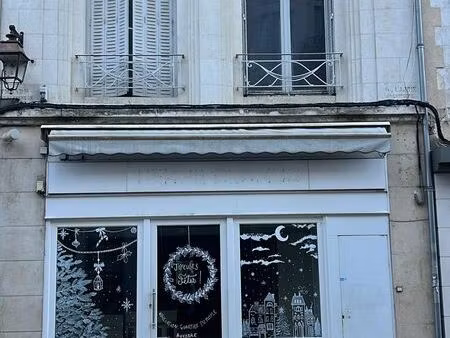 boutique à louer dans la rue commerçante à auxerre