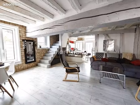 maison 6 pièces 180 m²