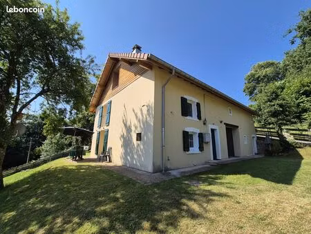 maison 3 pièces 80 m²