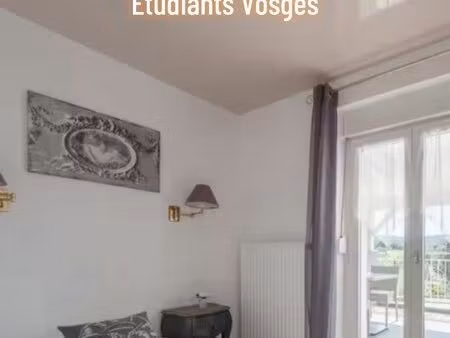 chambre meublée avec salle de bain et wc privatif – proche bruyères – calme – étudiant ou 