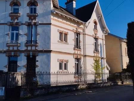 maison 6 pièces 145 m²