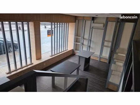 local commercial centre ville