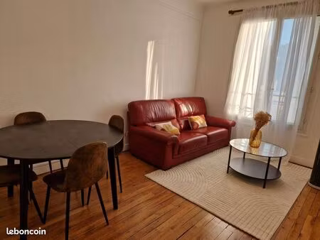 t2 meublé 38m2 rénové - colombes centre - 5eme étage avec ascenseur