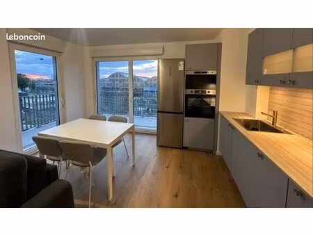 t3 meublé neuf avec balcon sans vis-à-vis – quartier les groues / parc nord  nanterre (lim