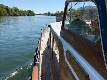 péniche | vedette | 3 pièces | 2 chambres | 30m2