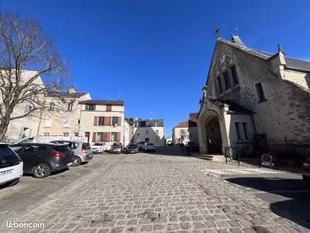 location | meublé | 44.25 m² | bièvres