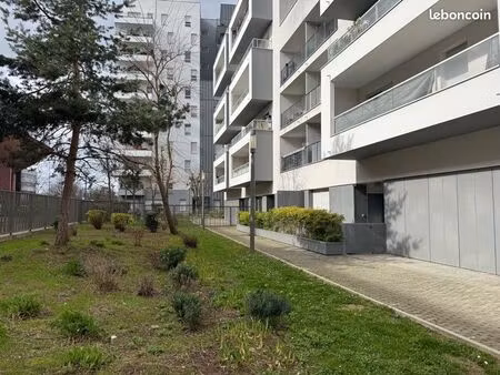 appartement évry centre à côté tram et rer