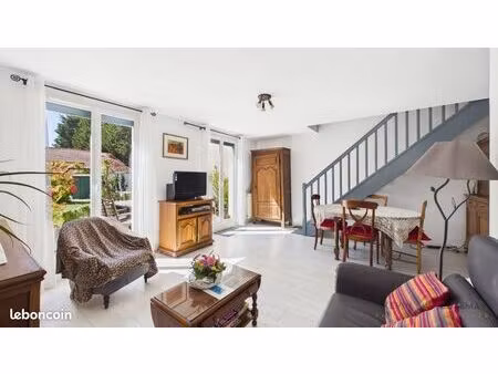 maison 4 pièces 82 m²