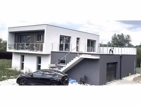 belle villa unique de 160 m2