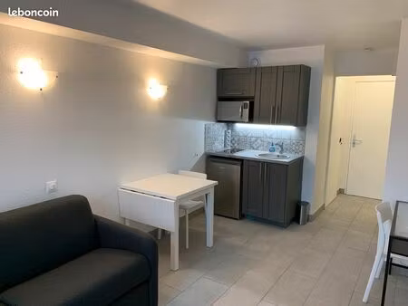 superbe studio meublé la defense leonard de vinci