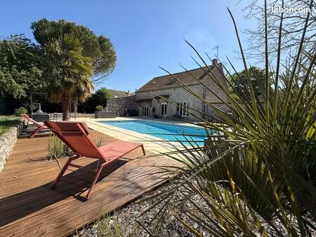 propriété 7 pièces 225 m²