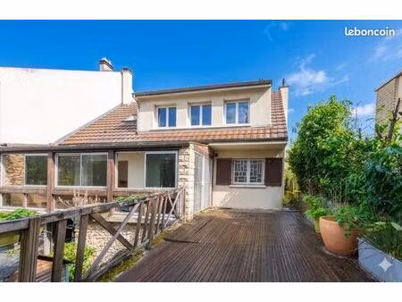 maison 6 pièces 137 m²