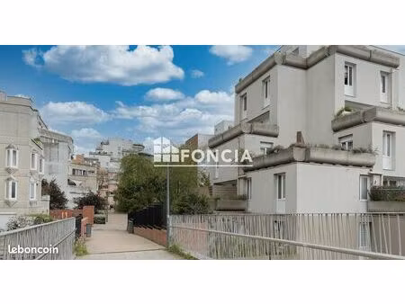 evry-courcouronnes appartement 4 pièces avec cellier et garage