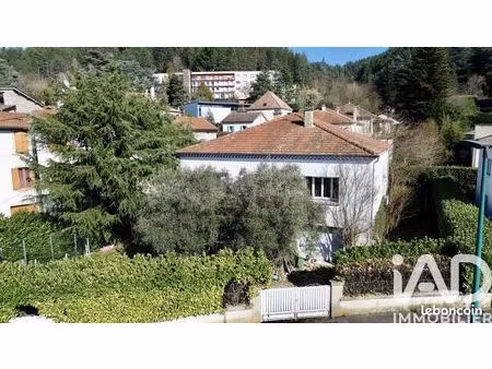 maison 7 pièces 185 m²