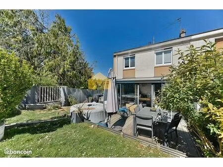 maison 5 pièces 95 m²