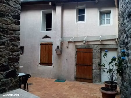 maison ancienne 185m2  65m2 habitable + plateau 120m2 à renover