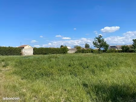 terrain 405 m² charmes-sur-rhône