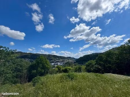 terrain constructible de 1400m2 à vals les bains