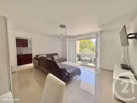 appartement 4 pièces 82 m²