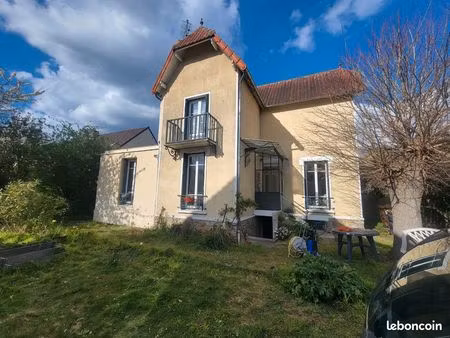 maison - 85 m² - 4 pièces