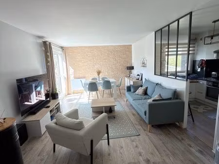 appartement t3 67 m² lumineux avec balcon + parking – centre palaiseau / rer b