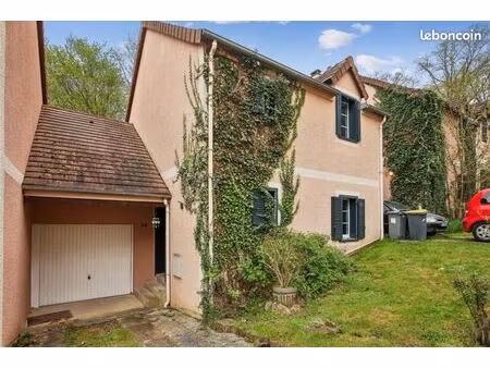 duplex/triplex 4 pièces 85 m²