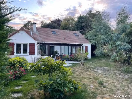 maison individuelle de 115 m² avec jardin