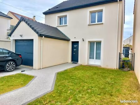 maison familiale récente t5