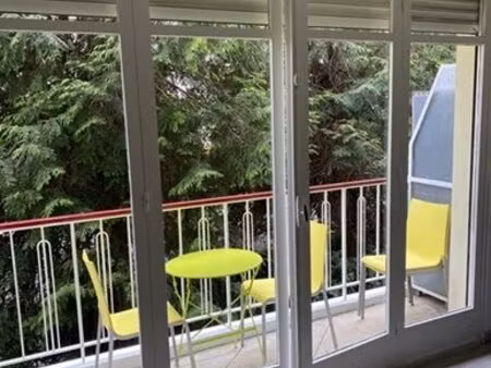 studio meublé de 30m² avec balcon sur le bord de mer de cagnes sur mer