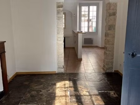 apparemment 4 pièces