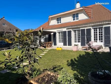 maison familiale 7pieces 161m2