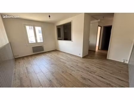 appartement t2 40m² centre ballancourt + parking – dispo mai