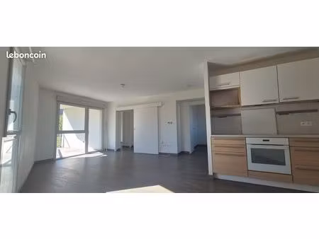 appartement 3 pièces 64 m²