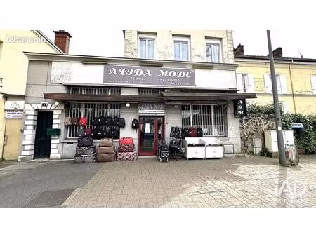 boutique 88 m² longjumeau