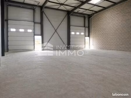 local bureaux 550 m²