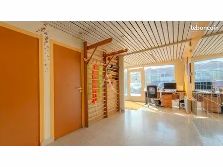 local commercial 12 m² yerres