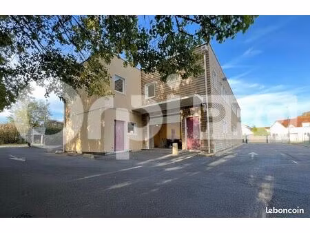 local d'activité 520 m²