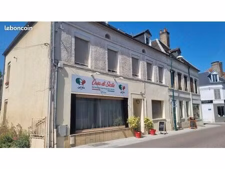 immeuble 170 m² aix-villemaur-palis