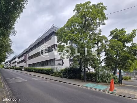 bureau 205 m²