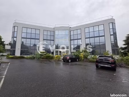 bureaux 948 m²